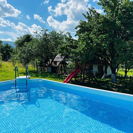 Еко Дім З Соломи Villa Solochin Bagian luar foto
