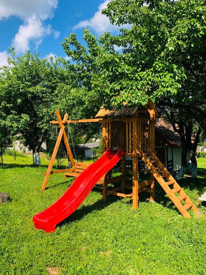 Еко Дім З Соломи Villa Solochin Bagian luar foto