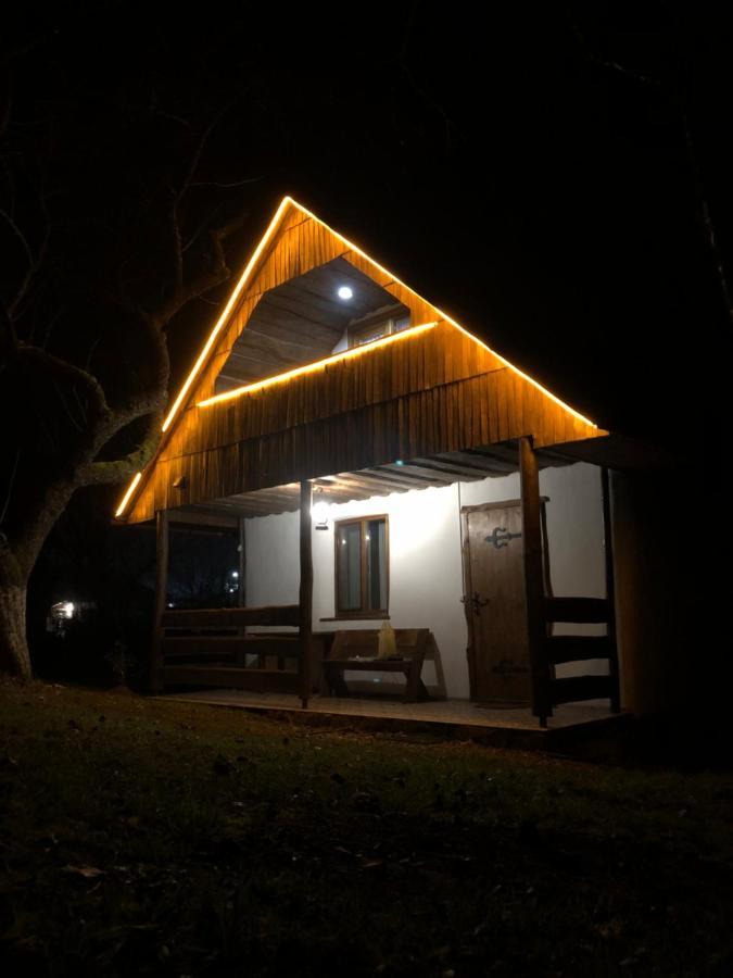 Еко Дім З Соломи Villa Solochin Bagian luar foto